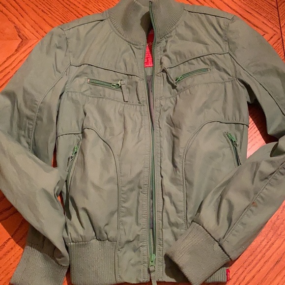Light green bomber jacket.(Edc by Espirit) - Picture 5 of 5